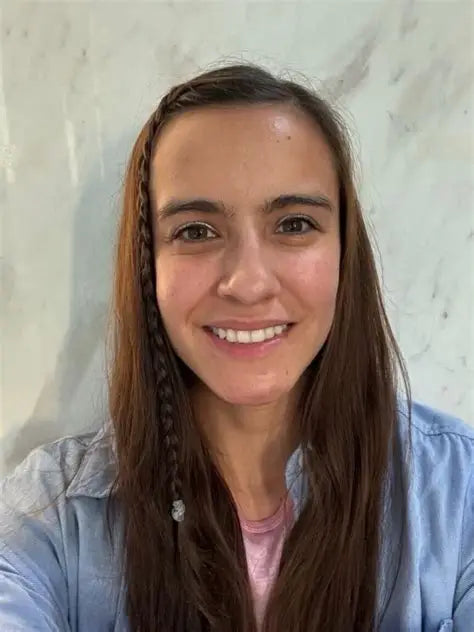 <em>Andrea Q.</em>